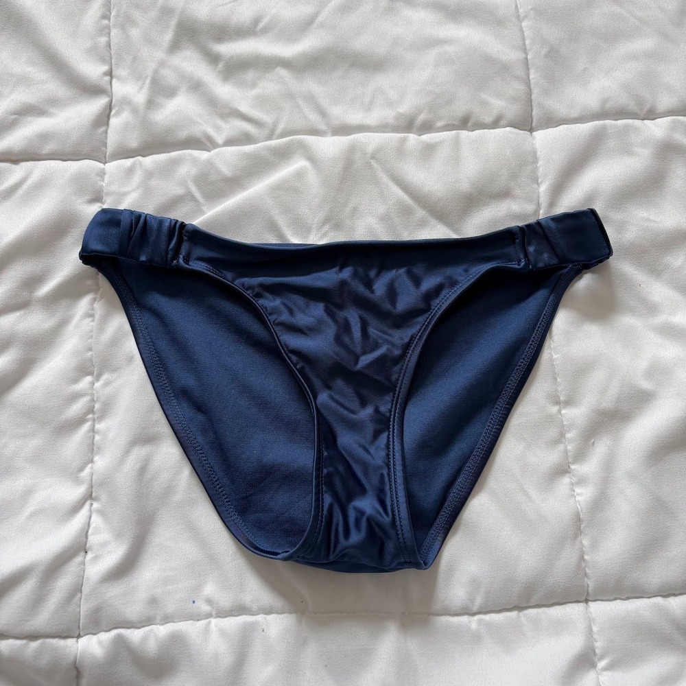 No Boundaries Navy Blue Ruched Side Bikini Bottoms Size Medium Swimwear Beach